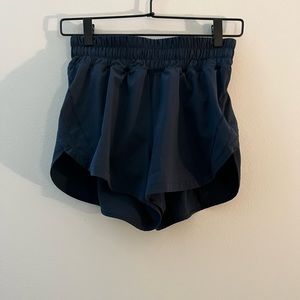 Lululemon Track that High Rise 3”